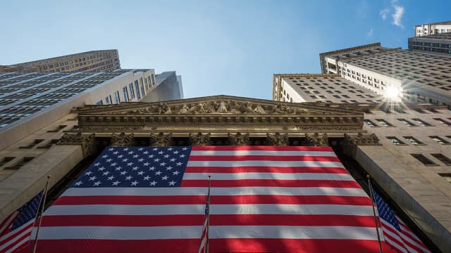 Mercados encerram em baixa com pessimismo americano no radar