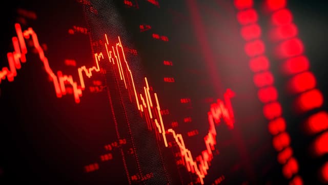 Boletim Focus consolida piora global e revisa Selic e inflação para cima 