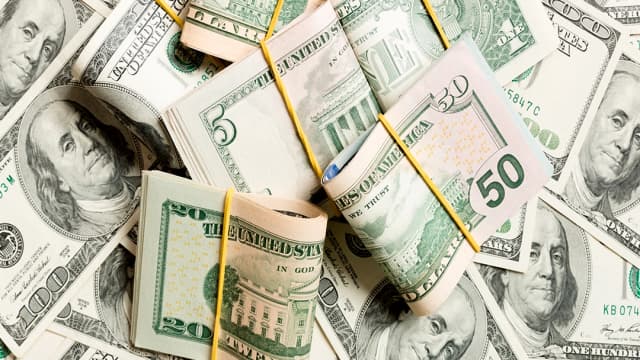 Dólar e juros sobem com efeito Trump no radar  
