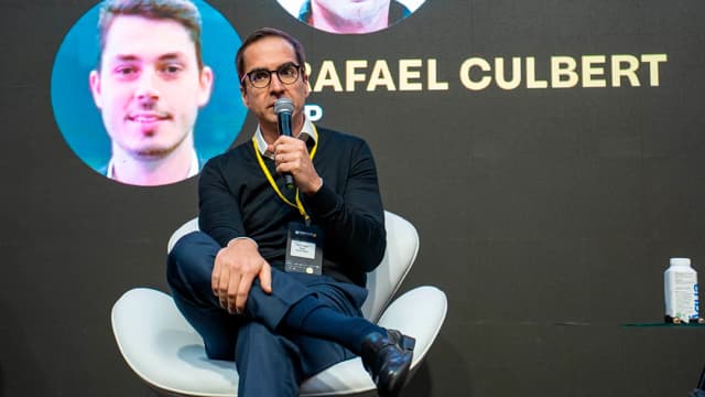 Gestores veem bons negócios em FIIs de tijolo, mas momento é dos FIIs de papel