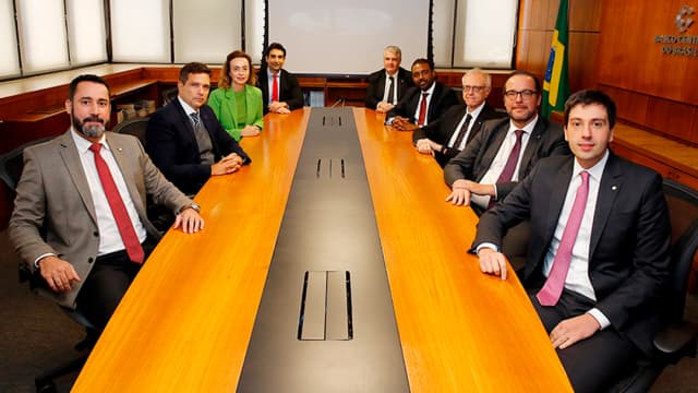 Copom e Fomc vão manter os juros, mas perspectivas são divergentes