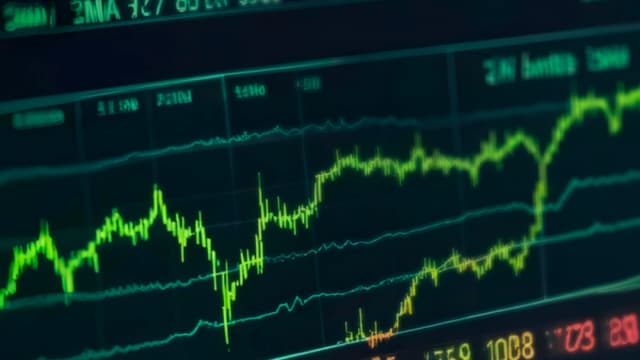 Fundos registram captação líquida de R$ 78,3 bi em julho, a maior do ano
