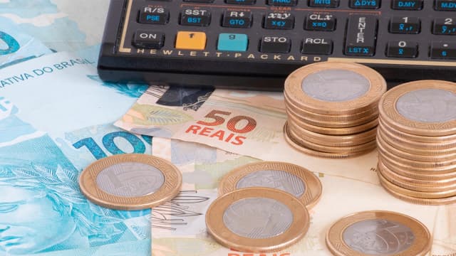 Com foco na renda fixa e previdência, volume de investimentos cresce no primeiro semestre
