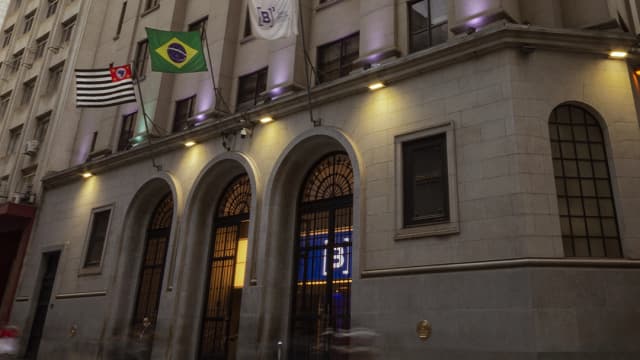 Ações da B3 sobem após resultados acima das expectativas