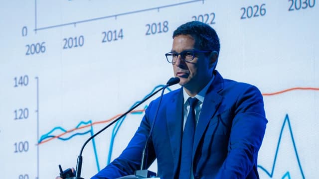 Regulamentação de stablecoins e tokenização de ativos pode sair em 2025, diz Campos Neto