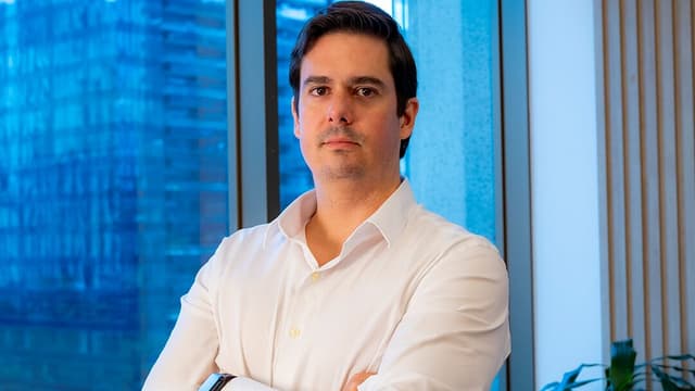 Vitória de Trump pesa sobre emergentes e indica dólar forte e juro maior nas economias