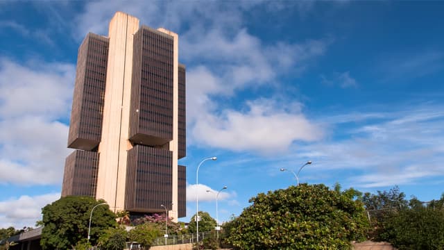 CVM e BC facilitam investimentos de estrangeiros no mercado financeiro