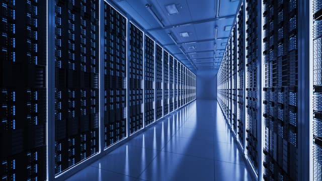 Moody’s elenca desafios e benefícios de investir em data centers no Brasil
