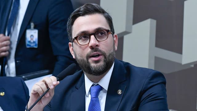 CVM abre consulta pública sobre regras para fatos relevantes e comunicações ao mercado