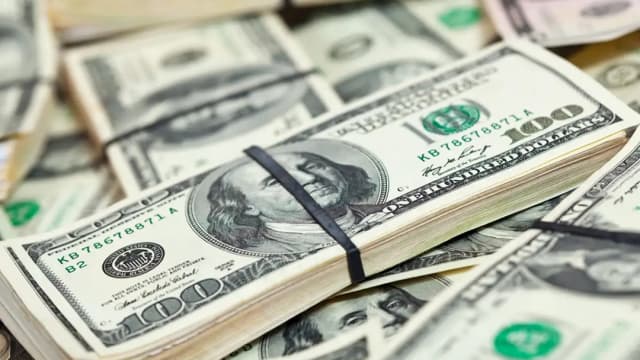 Venda de dólar na Ásia ameaça moeda americana