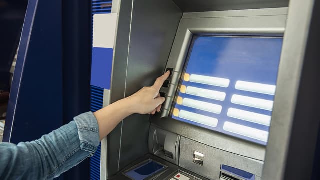Uso de IA e GenIA ganha impulso no setor financeiro; à frente, bancões elevam aportes em 13%
