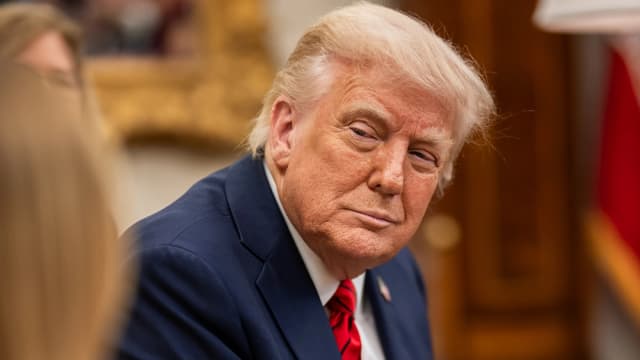 Nova ameaça tarifária de Trump, em tensão com Brics, afeta Ibovespa