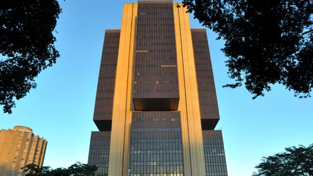 CMN publica atualização de normas das financeiras