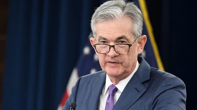 Política comercial "venda os EUA" ganha impulso com novo ataque ao Fed por Trump