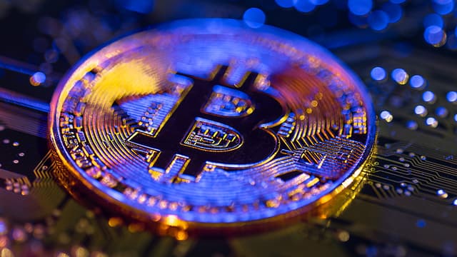Mercado Brasileiro de Criptomoedas: Estrutura Legal e Perspectivas Regulatórias