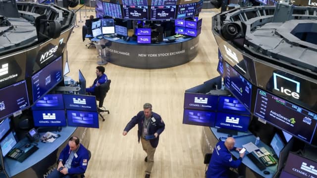Recuperação das ações americanas perde força com tensão envolvendo o Irã