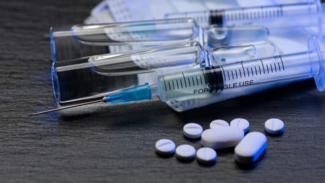 Hospitais criam 'Opep da saúde' para aquisição de remédios e insumos